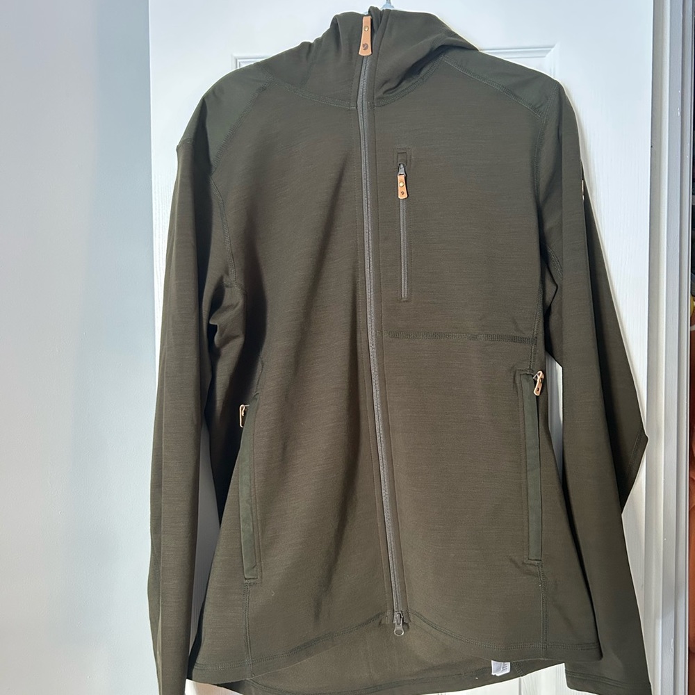 Fjallraven Men's Forest Green Lightweight Jacket